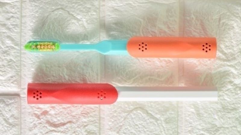  Toothbrush (Adult)